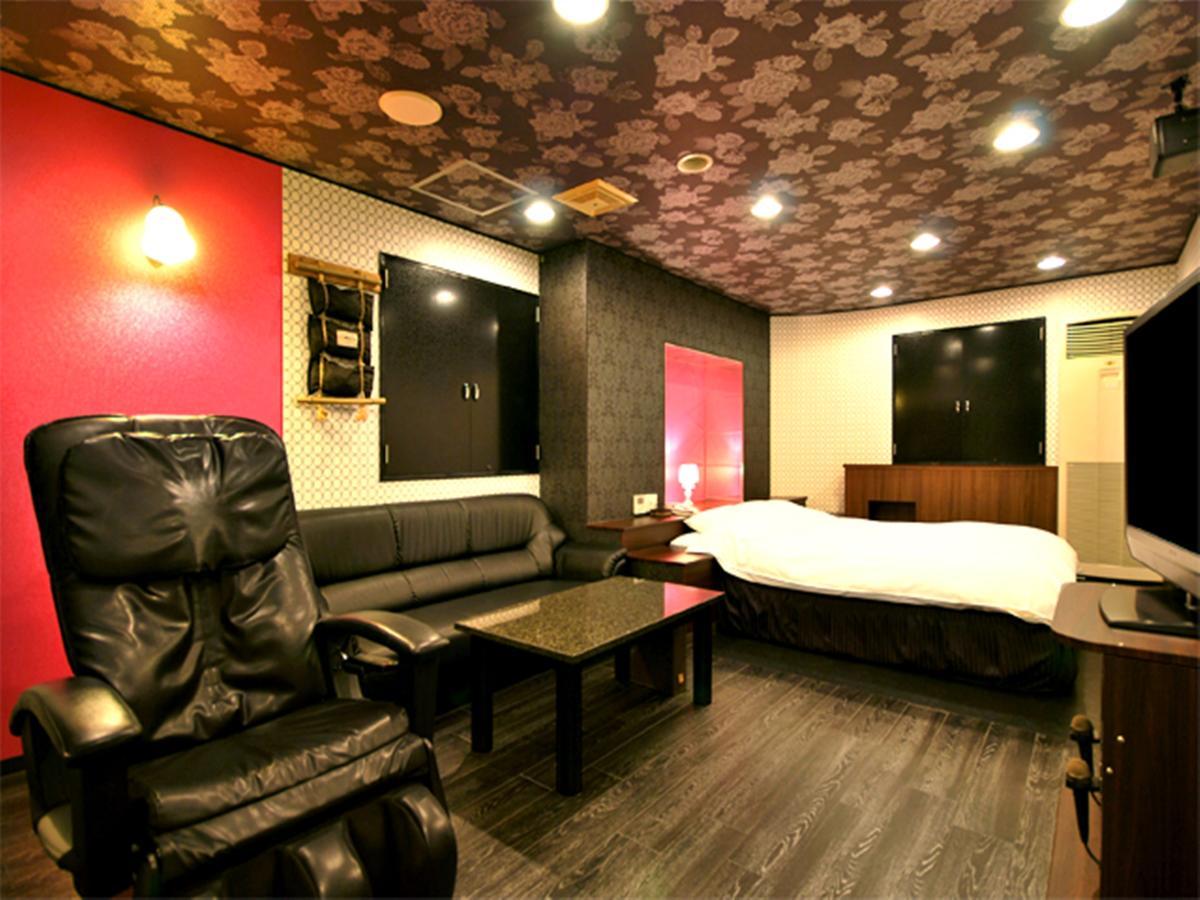 Hotel Joy (Adults Only) Комакі Екстер'єр фото
